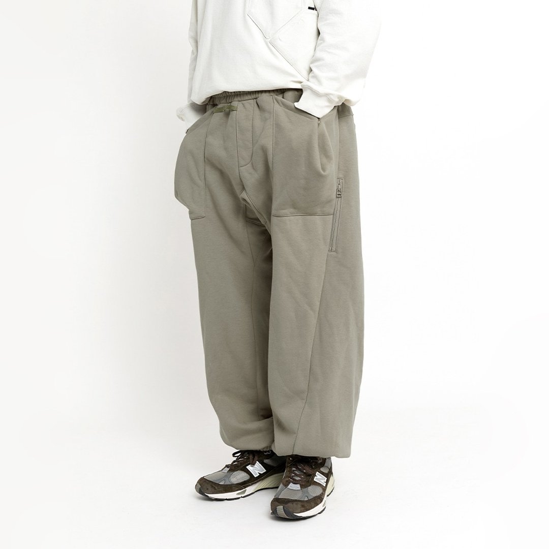 Secant Heavy Weight Sweatpant 切线重磅运动裤 黑色/月桂色 - 男士长裤 - 棉 