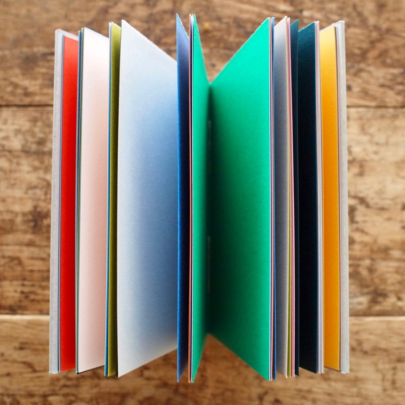 Bonami 彩色手帐 / 蜡线麻线 - 灰色 / 科普特装订手工笔记本 - 笔记本/手帐 - 纸 多色