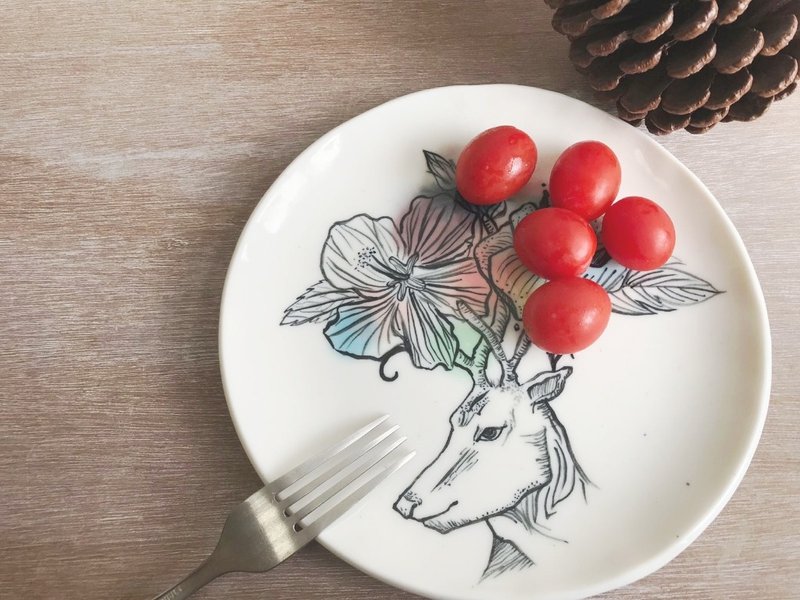 手绘小鹿陶瓷碟 - 浅碟/小碟子 - 瓷 黑色