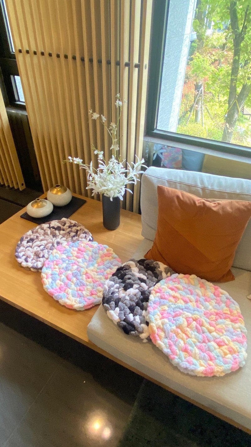 冰岛毛线手编课程- 圆形云朵坐垫 (可使用文化币) - 编织/羊毛毡/布艺 - 其他材质 