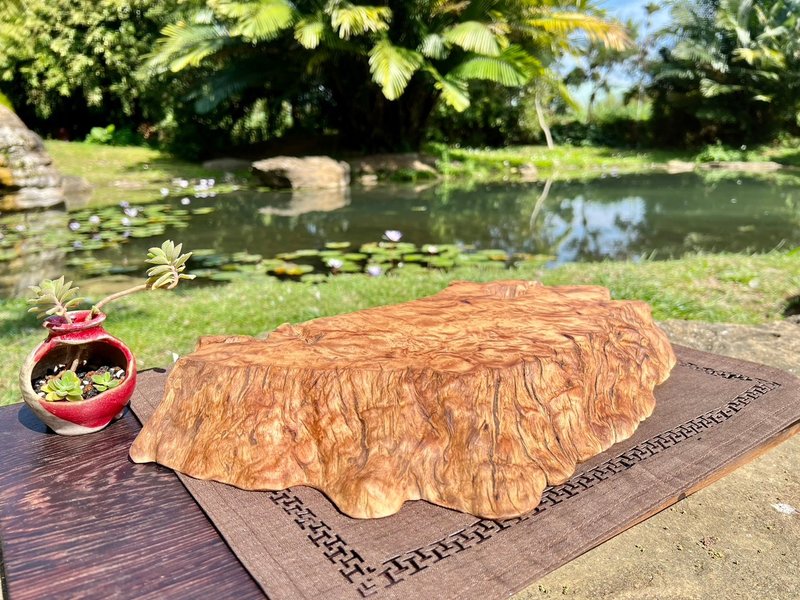 台湾牛樟 闪花台面 - 摆饰 - 木头 咖啡色