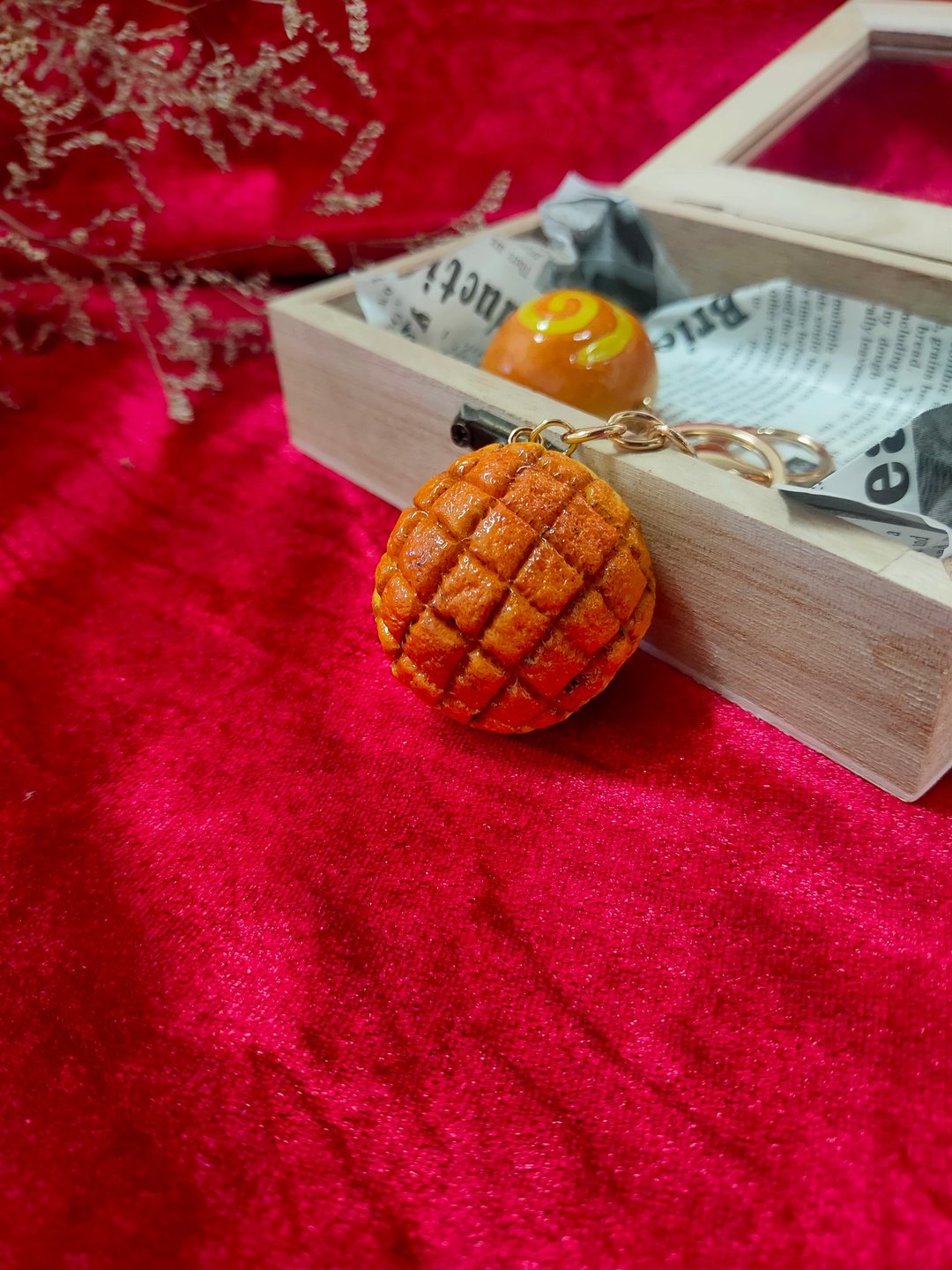 日式菱格菠萝面包钥匙圈 - 钥匙链/钥匙包 - 粘土 橘色