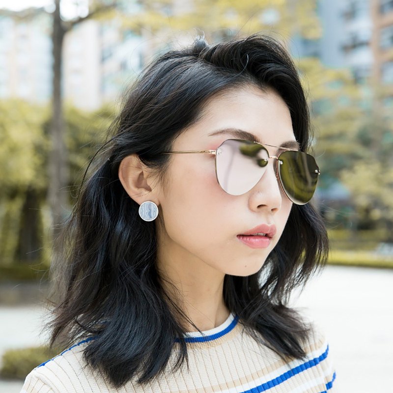 AUDREY | 太阳眼镜 / 墨镜 | 枪管灰 | - 墨镜 - 其他金属 银色