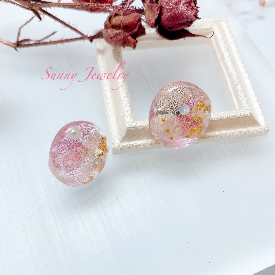 Sunny Jewelry 真花贴耳耳环 - 耳环/耳夹 - 树脂 粉红色