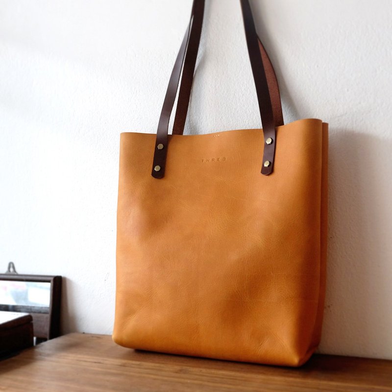 Caramel Brown Leather Tote Bag / Laptop Fullgrain Leather Bag - 侧背包/斜挎包 - 真皮 咖啡色