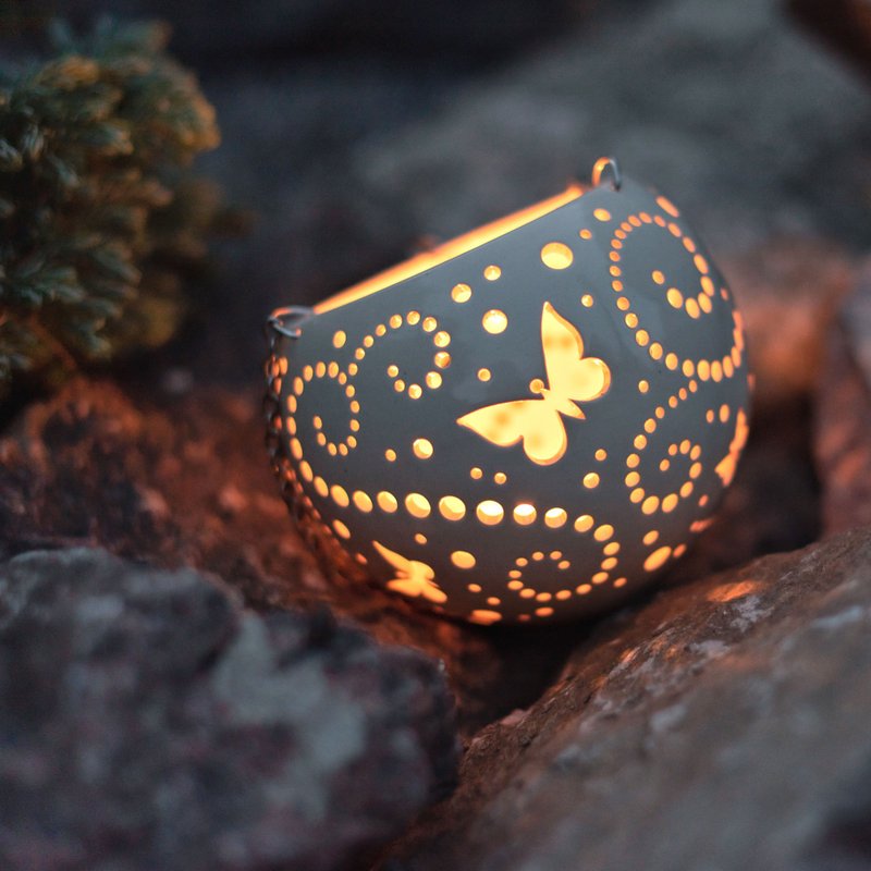Hanging Candle Holder with Butterflies, Hanging Plant Pot for Terraces Decor - 蜡烛/烛台 - 陶 