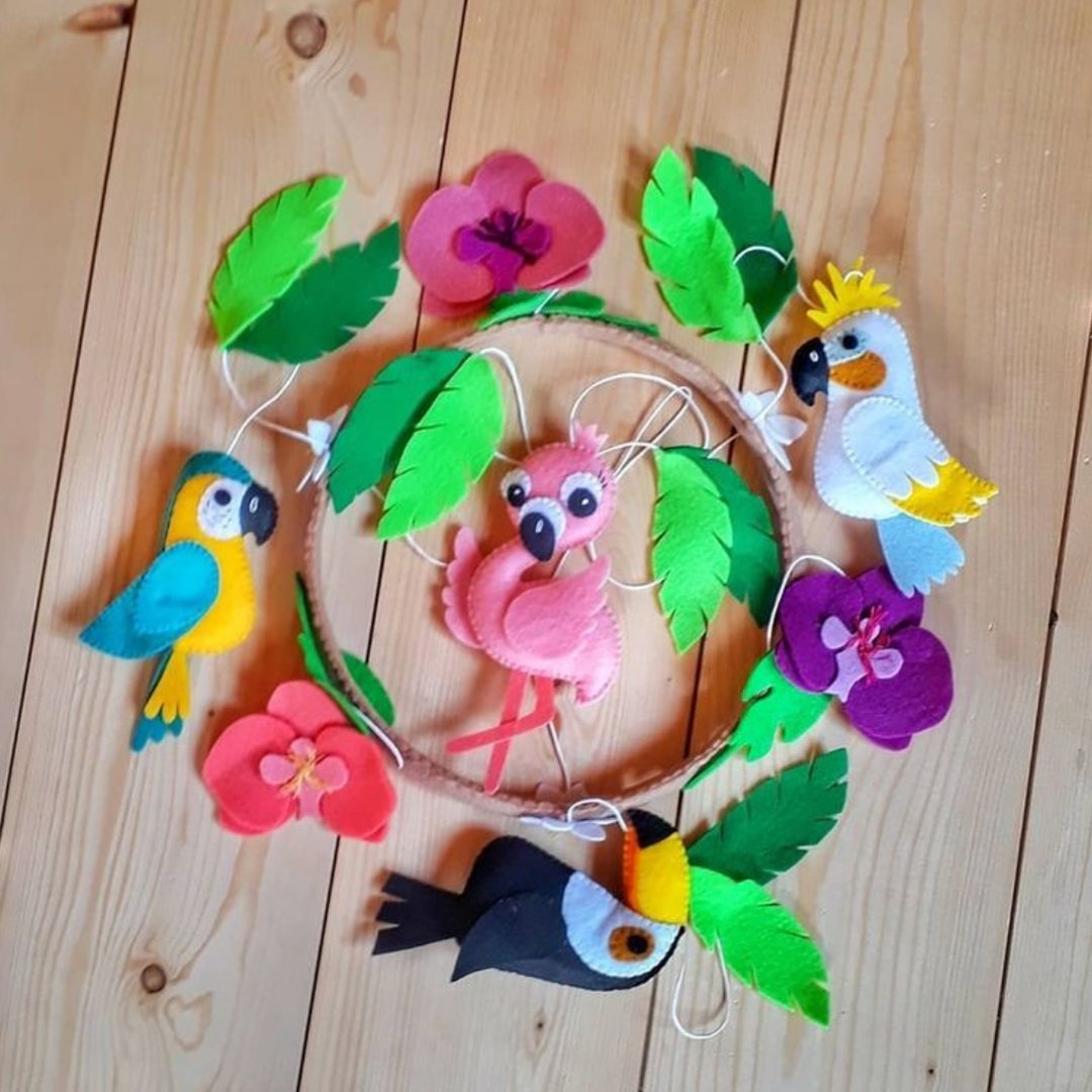 Tropical birds crib mobile for nursery decoration - 玩具/玩偶 - 24k 金 多色