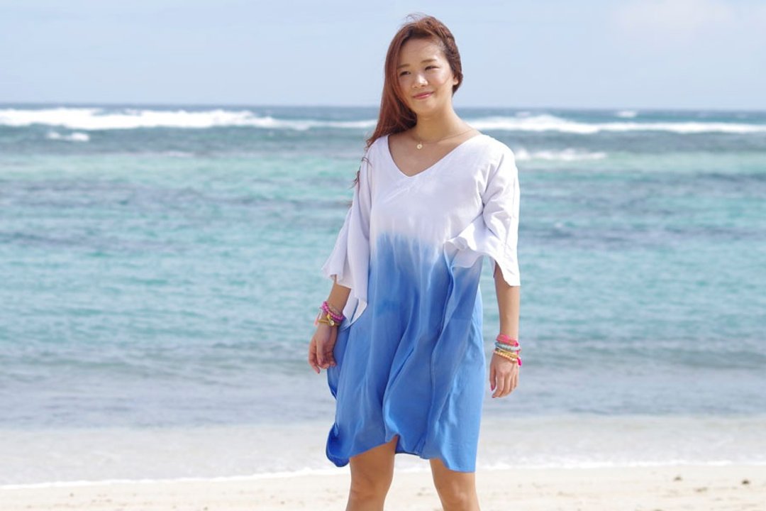 海色渐层渲染蝴蝶袖连身长裙 - Ocean Beach - 洋装/连衣裙 - 其他材质 蓝色