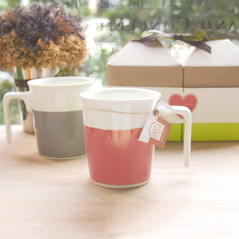 覆盆莓&蓝莓霜 亲亲马克杯对杯礼物 -P+L设计杯无盖 - 咖啡杯/马克杯 - 瓷 粉红色