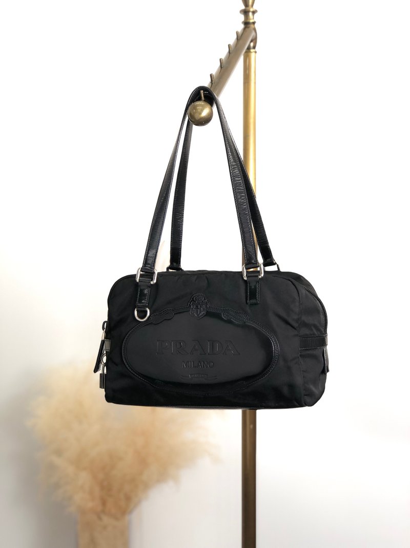 【日本直送 名牌中古包】PRADA 普拉达 手提包 黑色 压印 Logo 尼龙 迷你波士顿包 vintage 古着 vintage jr8c8e - 手提包/手提袋 - 尼龙 黑色