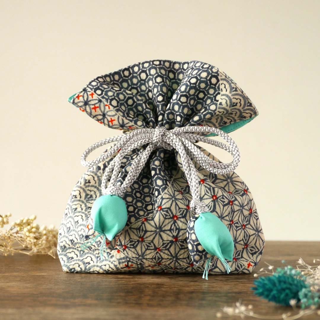 Kimono Drawstring purse FUGURO that brings happiness - 化妆包/杂物包 - 棉 多色