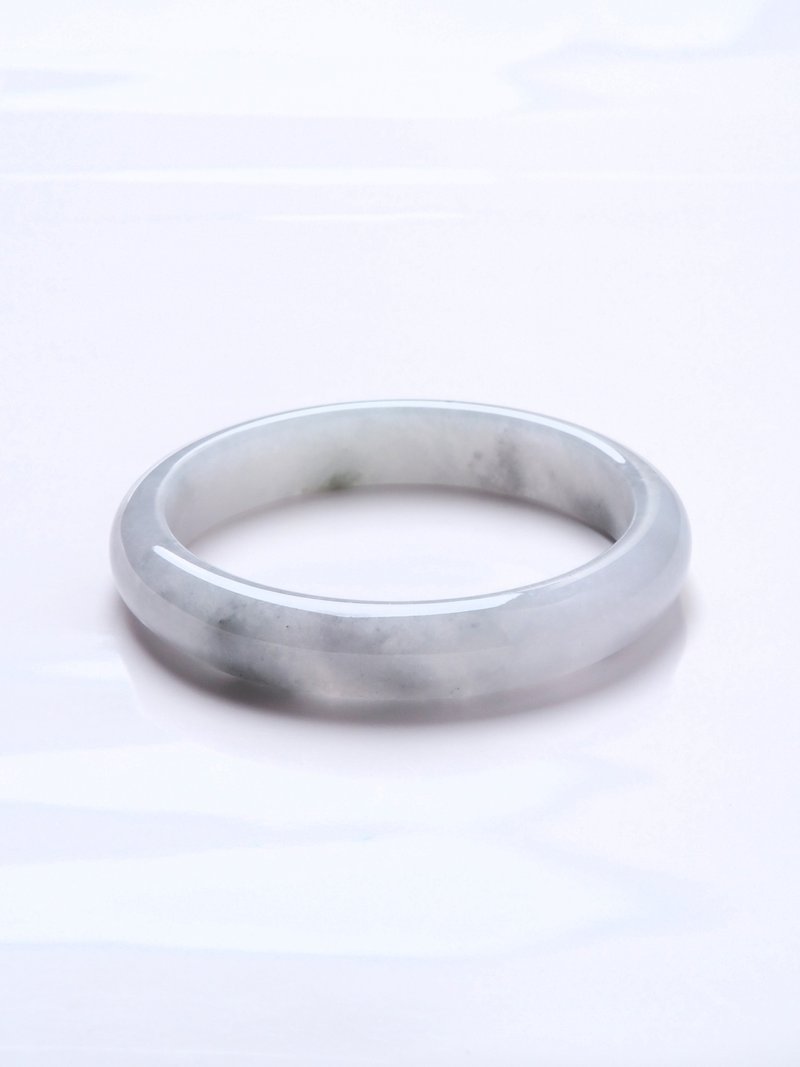 墨岚如烟 | 冰糯种 / 乌鸡 / 平安镯 / 手围19.5 | 天然A货翡翠玉 - 手链/手环 - 玉石 白色