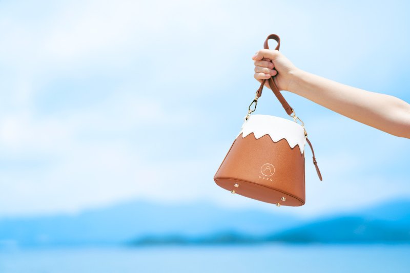 富士山御缘袋 - 暮れの雪   【 情人节 生日 】 - 侧背包/斜挎包 - 人造皮革 咖啡色