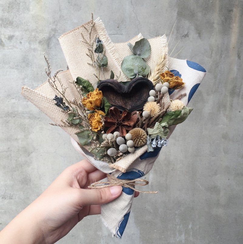 心型苹婆 爱心造型 手工干燥花束  现货 - 植栽/盆栽 - 植物．花 多色