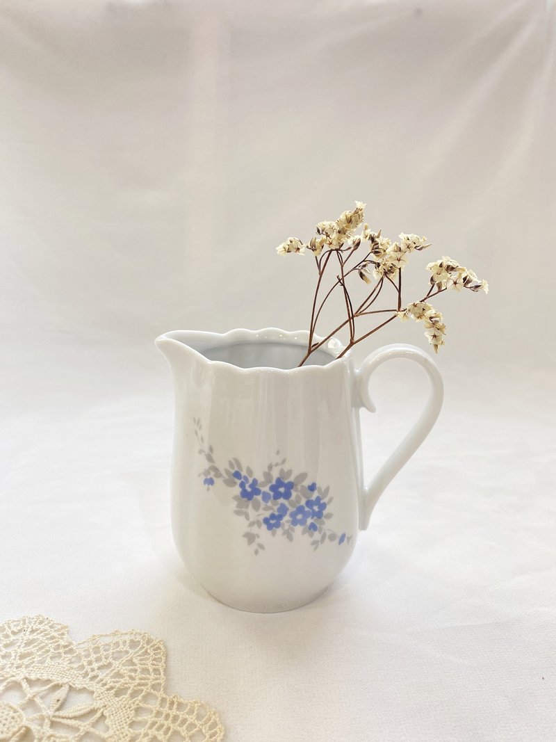 【好日恋物】德国vintage小苍兰陶瓷牛奶壶奶罐幸福感仪式感 - 茶具/茶杯 - 瓷 白色