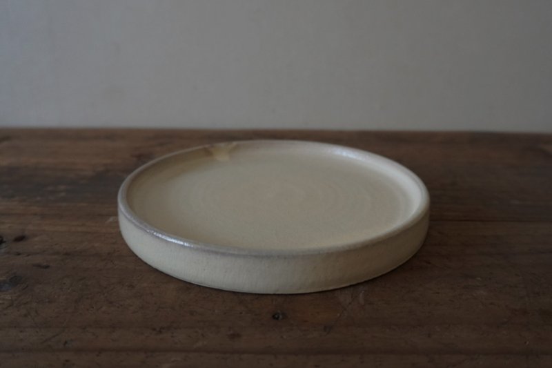 奶油粉引平盘 - 盘子/餐盘/盘架 - 陶 白色