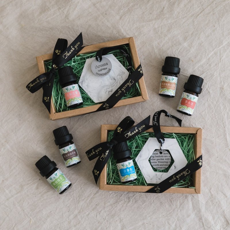 圣诞礼盒 大理石纹挂片 香精油 礼盒 扩香石 - 香薰/精油/线香 - 其他材质 