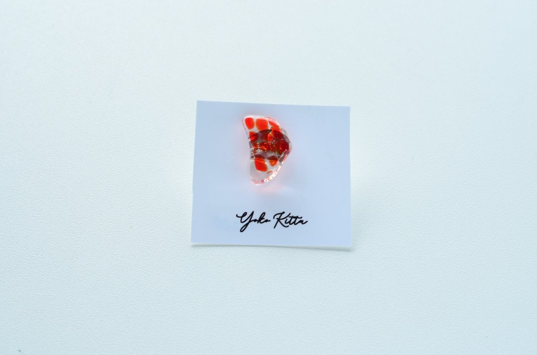 Glass drops / earrings / RED - 耳环/耳夹 - 玻璃 红色