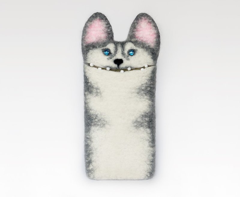 iPhone 7 Husky dog case, felt cover, felted Husky dog - 手机壳/手机套 - 羊毛 灰色