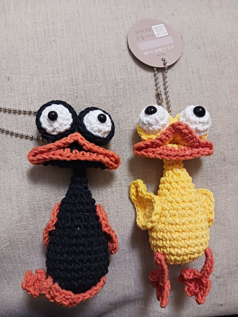 凸眼鸭子吊饰 - 吊饰 - 棉．麻 