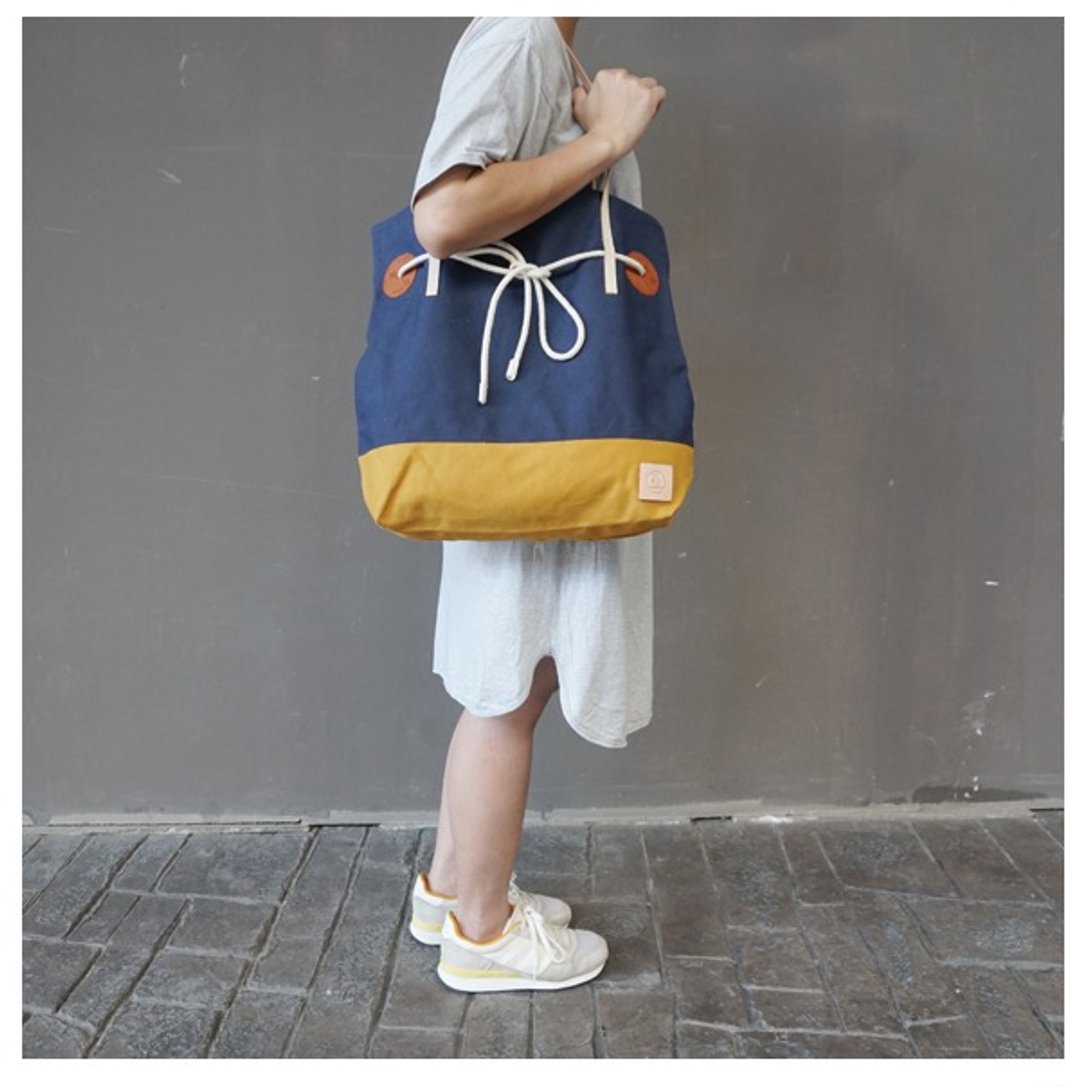 weekend bag - 手提包/手提袋 - 其他材质 蓝色