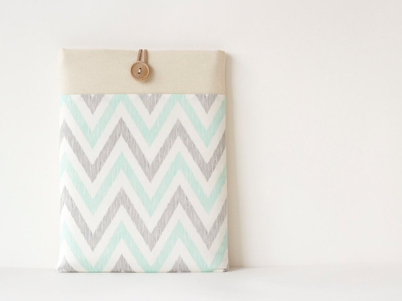 Laptop case Macbook cover PC case / Chevron light blue - 平板/电脑保护壳 - 棉．麻 蓝色