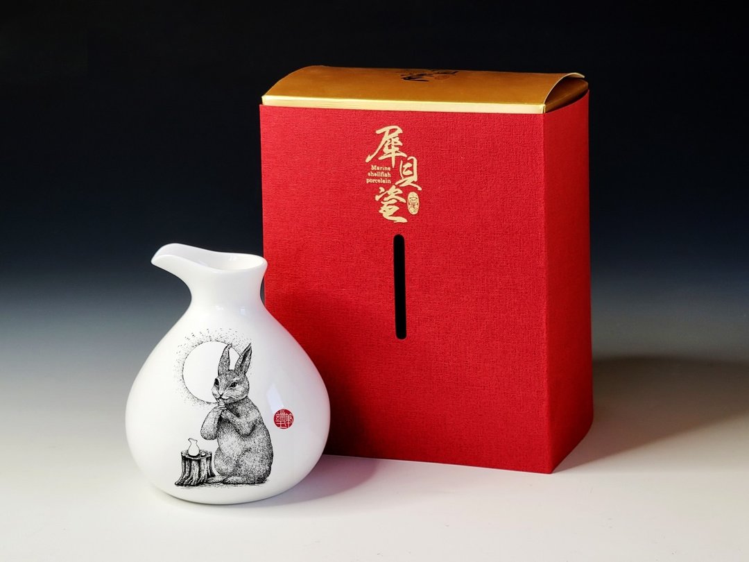 犀贝瓷 给您喝到兔 白酒醒酒器 - 酒杯/酒器 - 瓷 白色