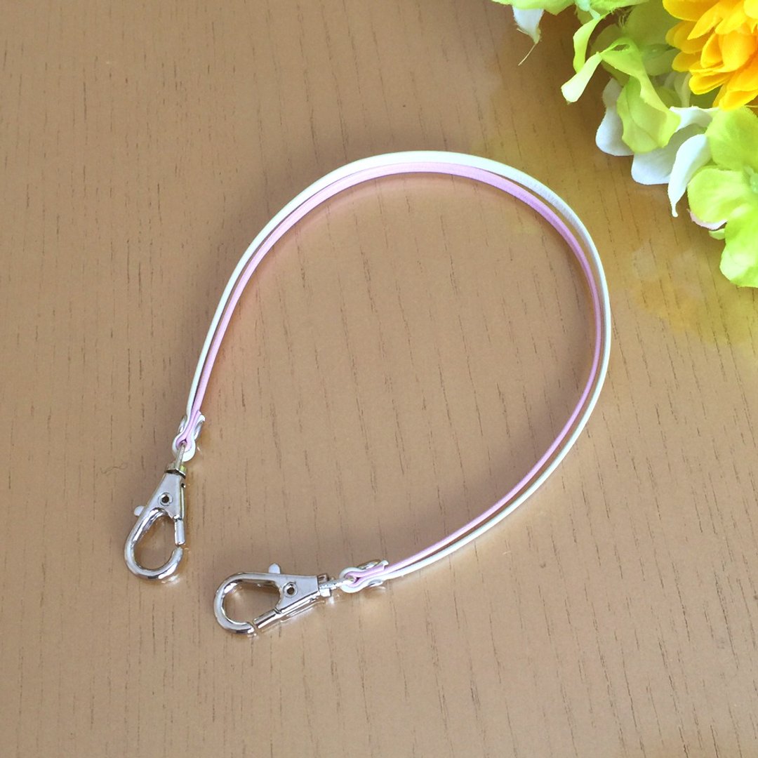 Two-tone color Leather strap ( Pearl Pink and Ivory ) - Clasps : Silver - 吊饰 - 真皮 粉红色
