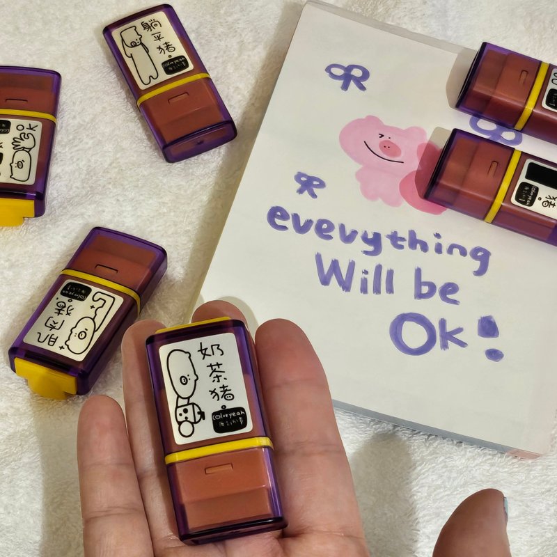 【coloryeah】像笔一样的印章 便携迷你光敏印章/学生打工人图案 - 印章/印台 - 纸 多色