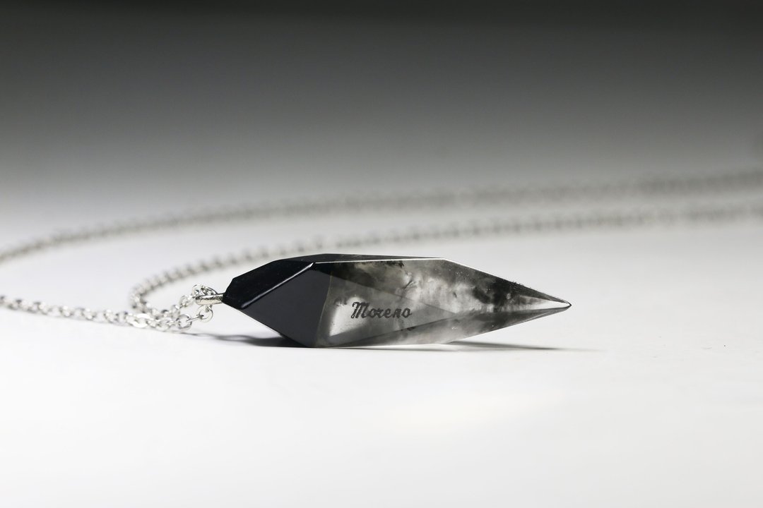 Your signature necklace - Ebony heartwood x Black smoke (Starlight Glow) - 项链 - 木头 黑色