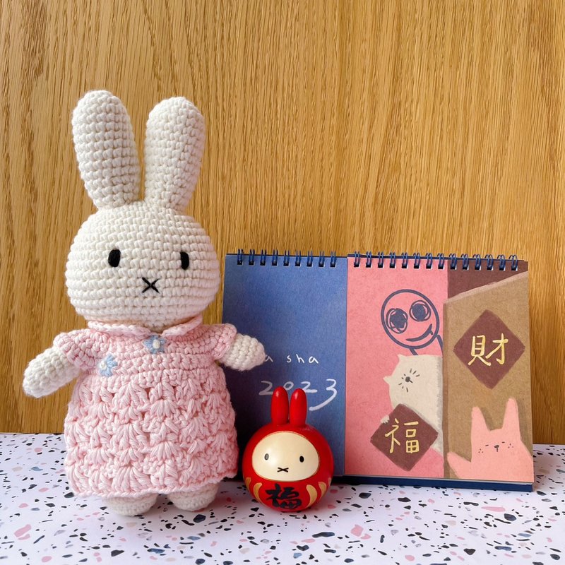 荷兰 Just Dutch | Miffy 米飞兔 编织娃娃和她的粉色旗袍 - 玩偶/公仔 - 棉．麻 粉红色