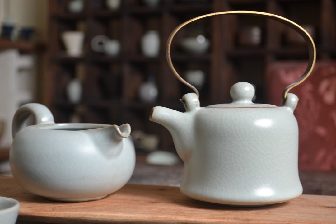 汝青提梁钟形中式茶壶 - 茶具/茶杯 - 陶 银色