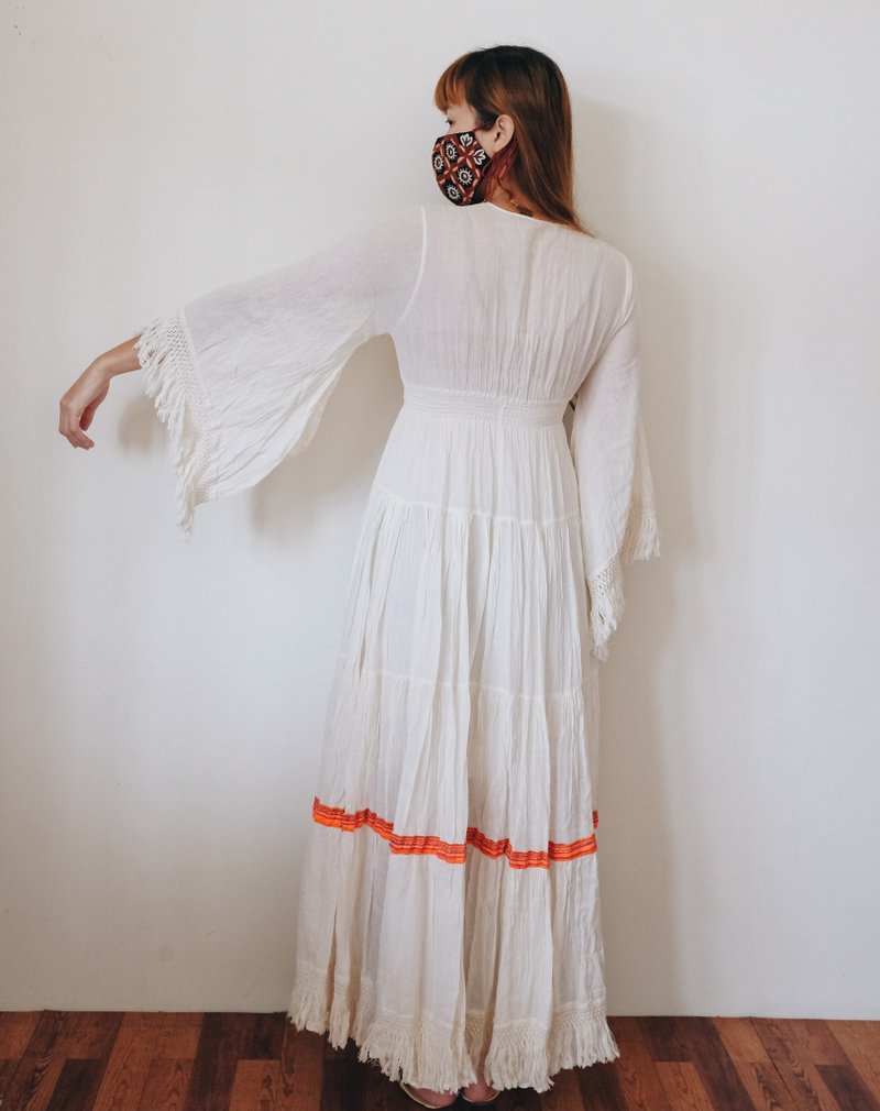 Dead stock 库存新品 嬉皮浪漫喇叭袖长洋装 波西米亚婚纱 - 洋装/连衣裙 - 棉．麻 