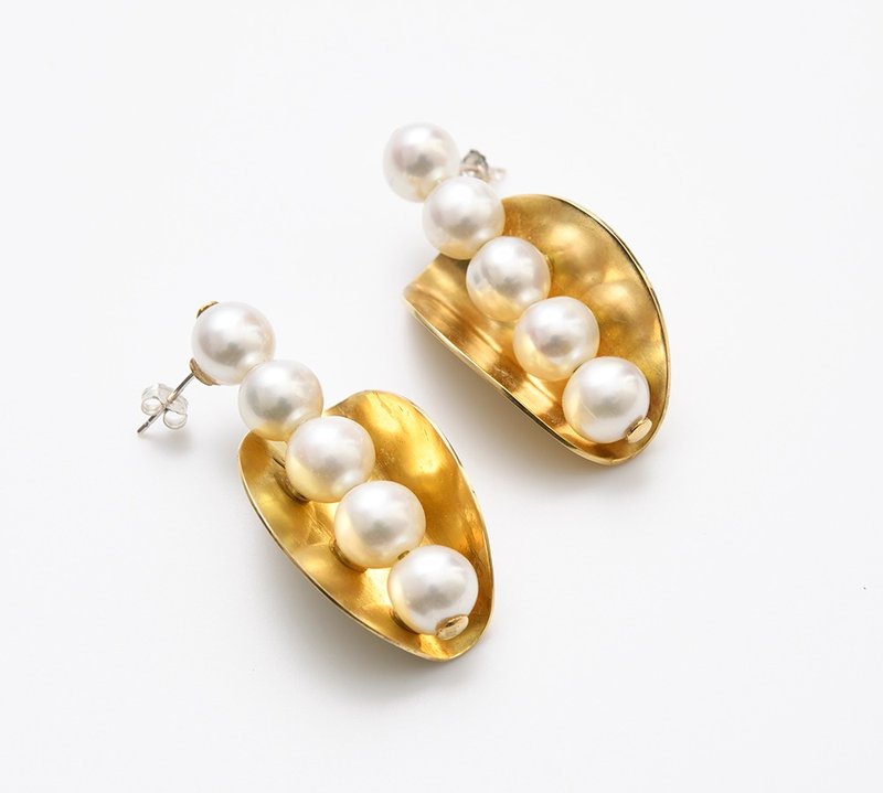 CP219 (Freshwater pearl/ Clip-On available) - 耳环/耳夹 - 其他金属 金色