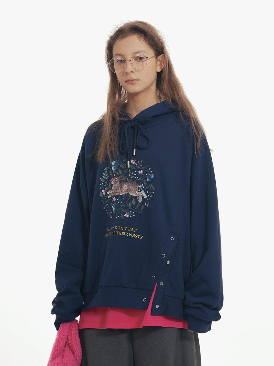 Unvesno (UN)兔年限定-oversize大廓形开衩兔子加绒卫衣SWS-1637 - 中性连帽卫衣/T 恤 - 棉 蓝色