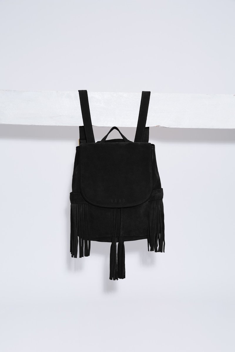Fringe Backpack (Jet Black) : The Undressed To go Panther - 后背包/双肩包 - 真皮 黑色