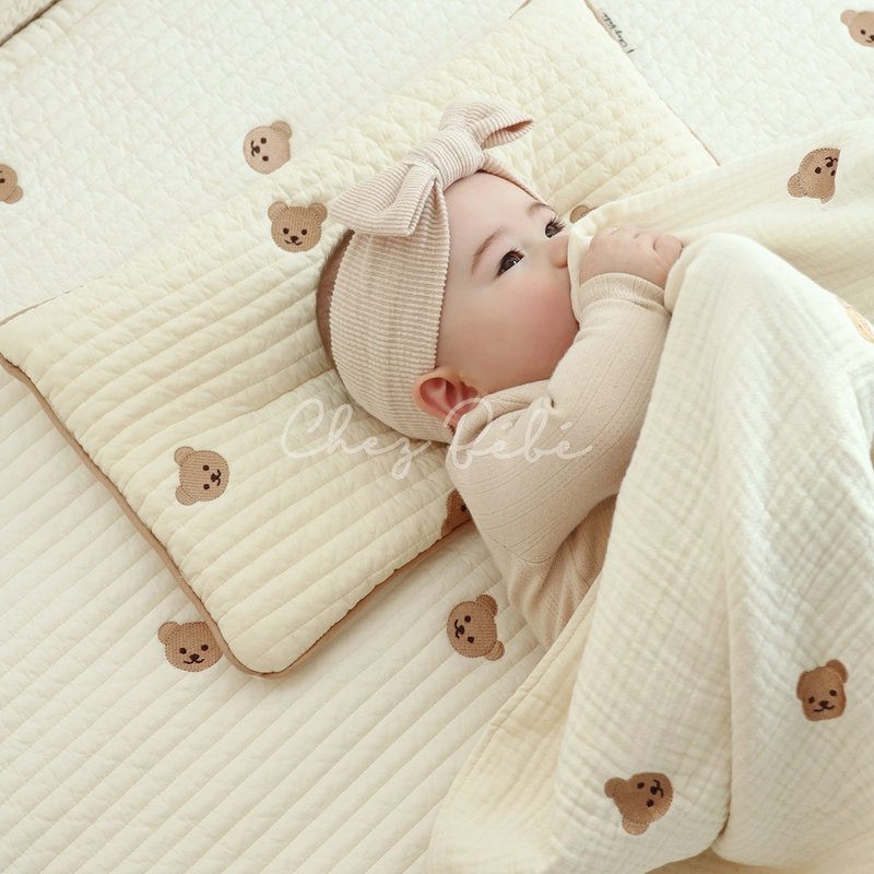 韩国Chezbebe 经典小熊六层纱刺绣被 - 婴儿床上用品 - 棉．麻 