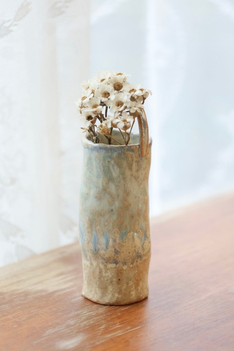 交换礼物/冰雪奇缘侘寂风迷你提把干花器 花插小瓶办公室疗愈小物 - 花瓶/陶器 - 陶 卡其色