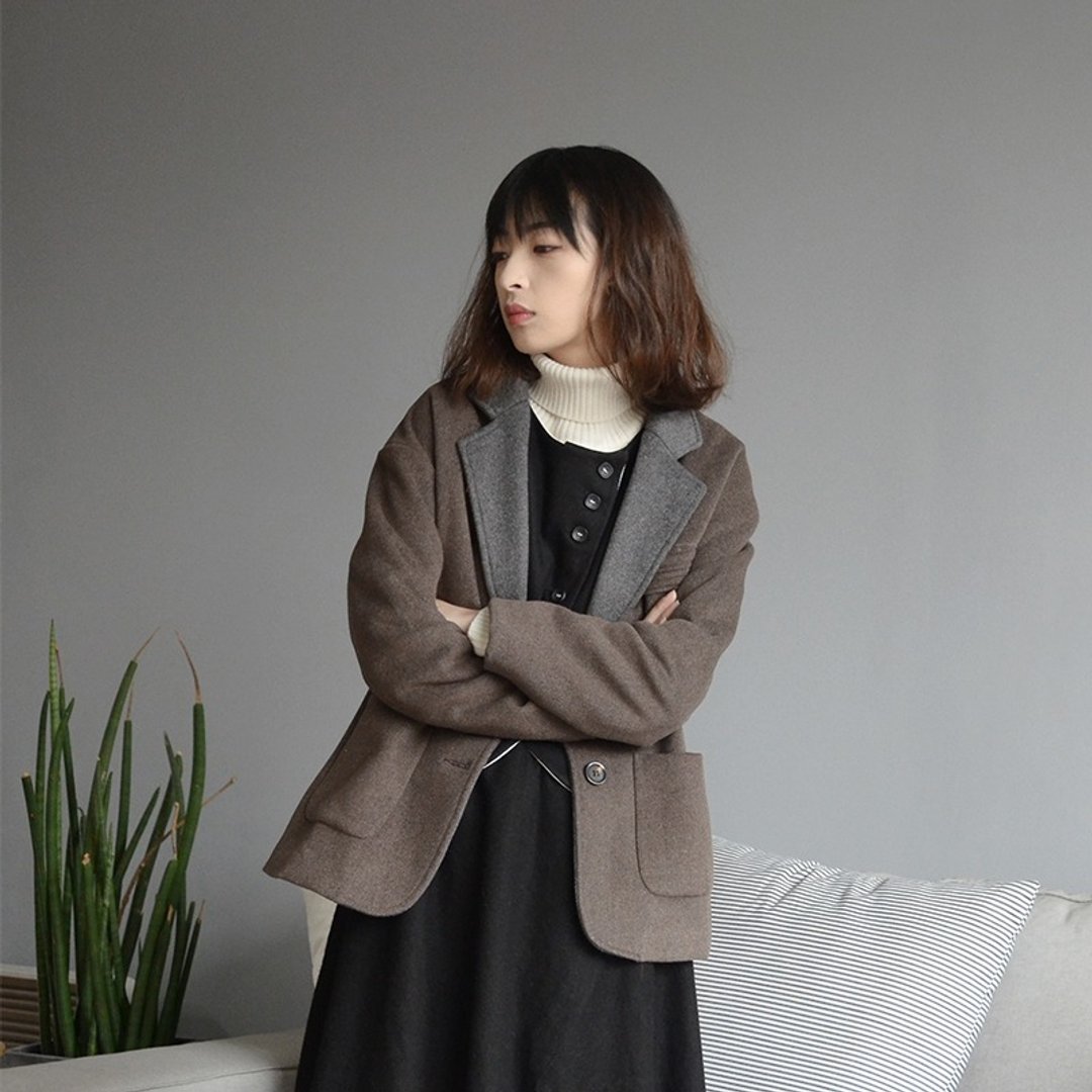 复古西装外套式短款大衣|外套|羊毛呢+棉|独立品牌|Sora-94 - 女装西装外套/风衣 - 羊毛 