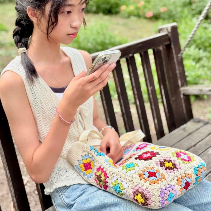 日常色彩・格子拼接编织包  复古花格 手工钩织 托特包 侧背包 - 侧背包/斜挎包 - 棉．麻 