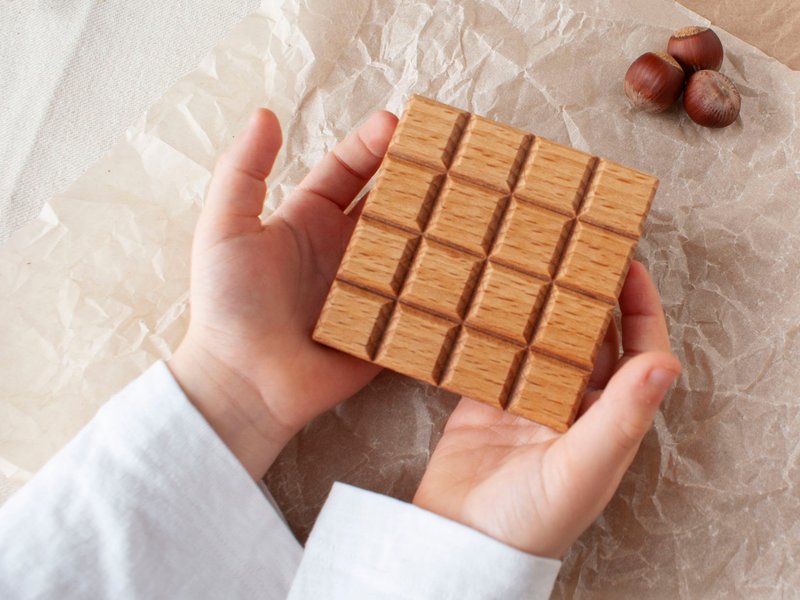 Chocolate toy, wooden play food kitchen for kids, pretend chef baker, tea party - 玩具/玩偶 - 木头 咖啡色