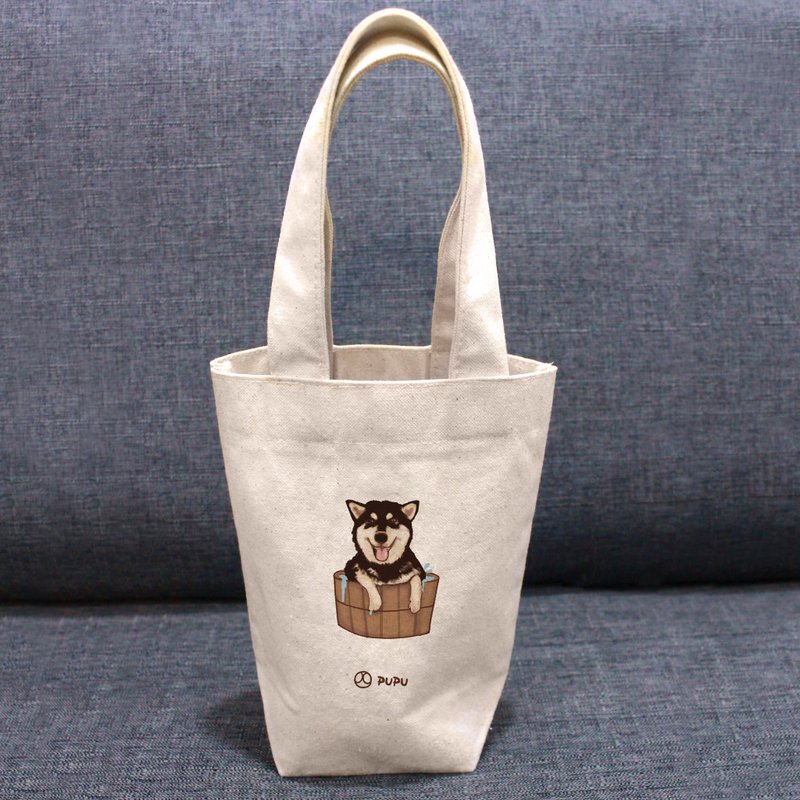 黑柴-洗澡---台湾制棉麻布-文创柴犬-环保-饮料提袋-苍蝇星球 - 手提包/手提袋 - 棉．麻 白色