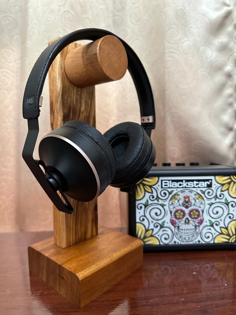 独立木作 耳机收纳座 - 置物架/篮子 - 木头 