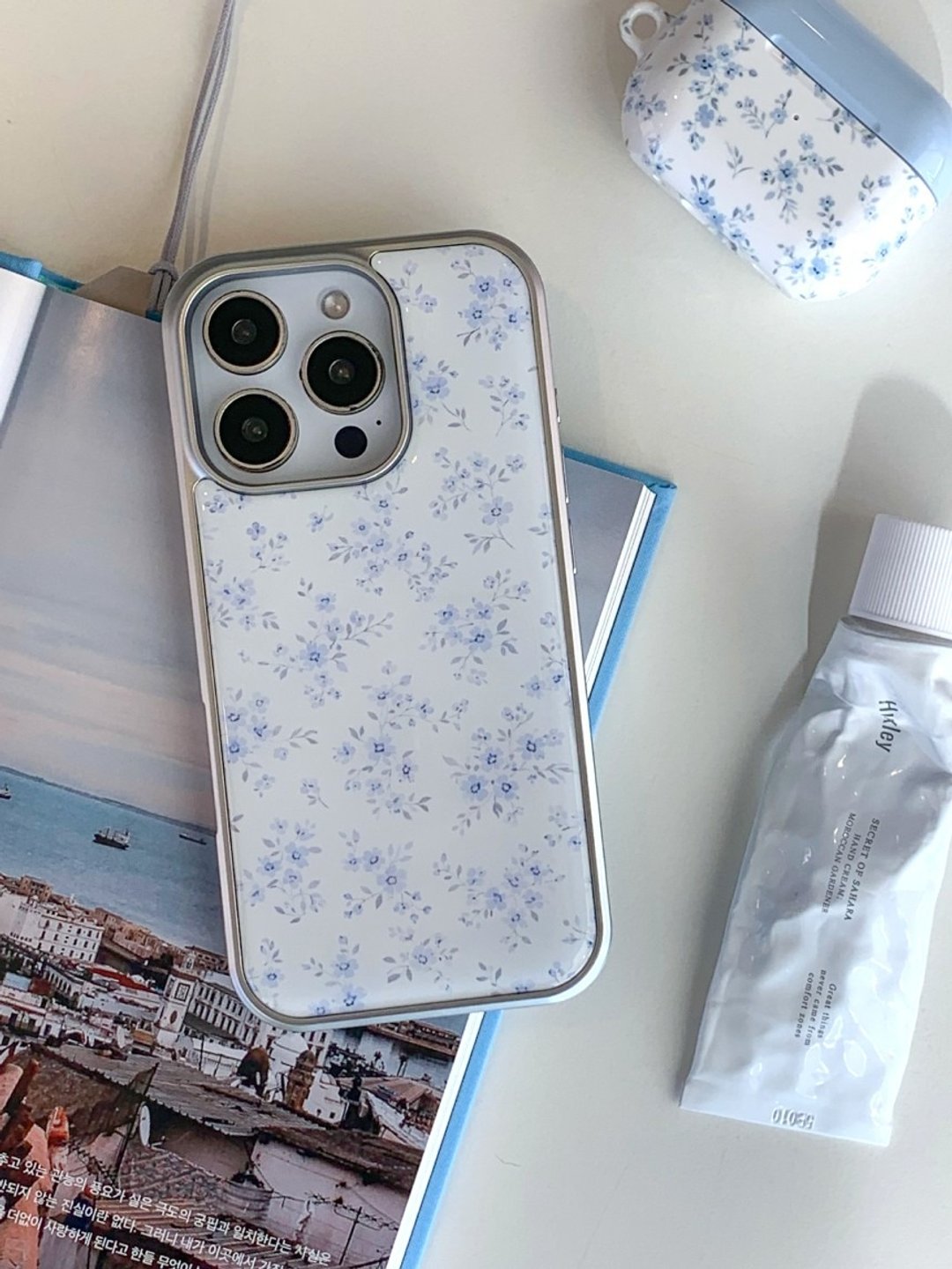 蓝色花开环氧树脂 iPhone 手机壳 MagSafe - 手机壳/手机套 - 其他材质 蓝色