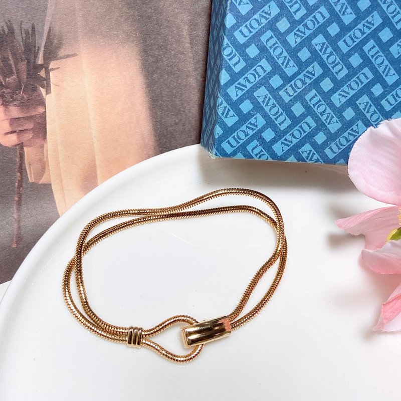 【西洋古董饰品】附原厂盒精品 细致柔线光泽交织 表带扣手环手链 - 手链/手环 - 贵金属 金色