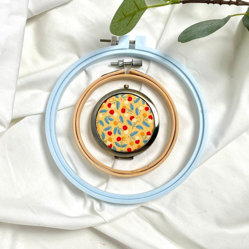 花漾圆镜 随身镜 红色郁金香 - 彩妆刷具/镜子/梳子 - 玻璃 橘色