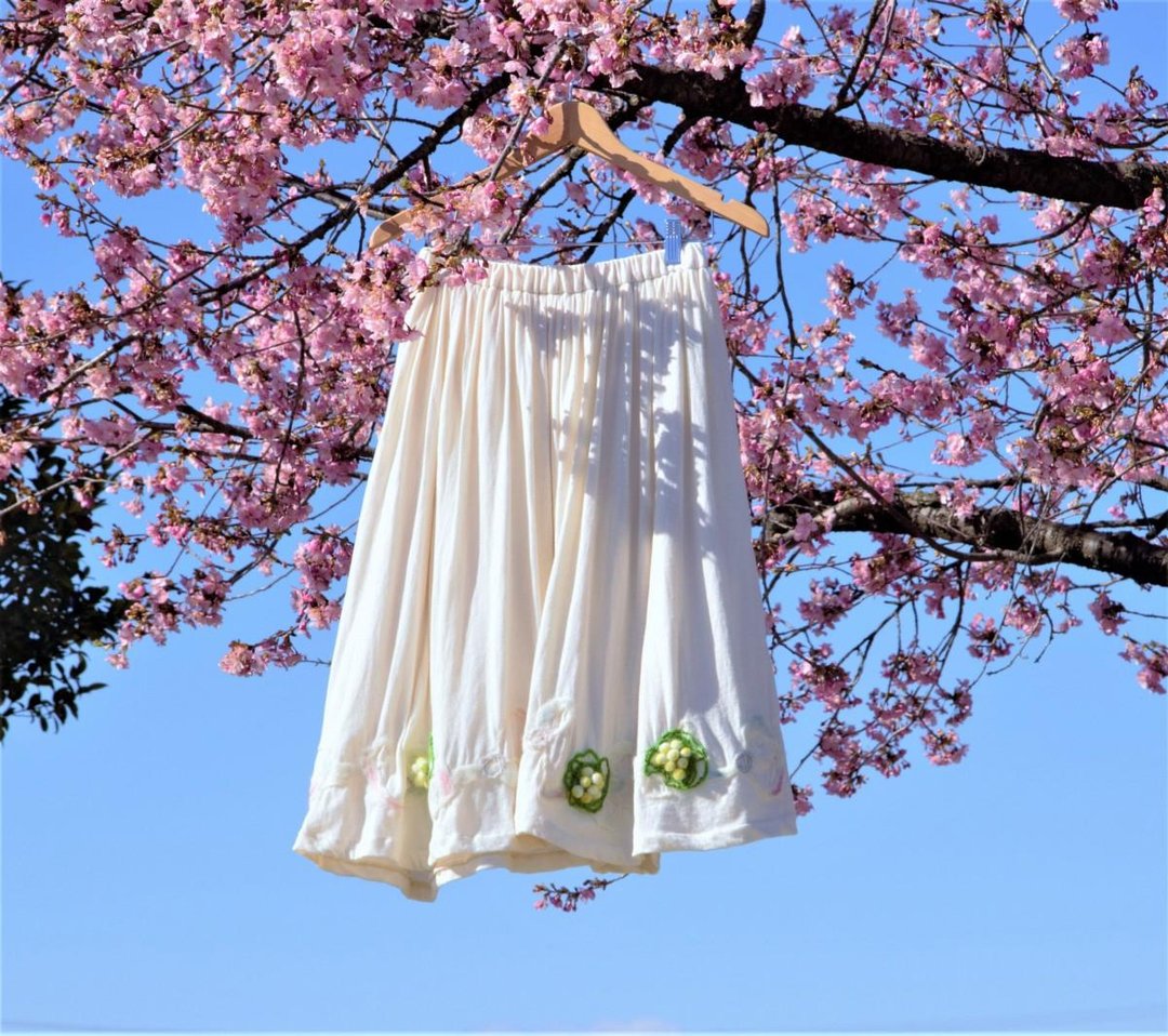Spring gathered skirt blooming in the field - 裙子 - 棉 白色