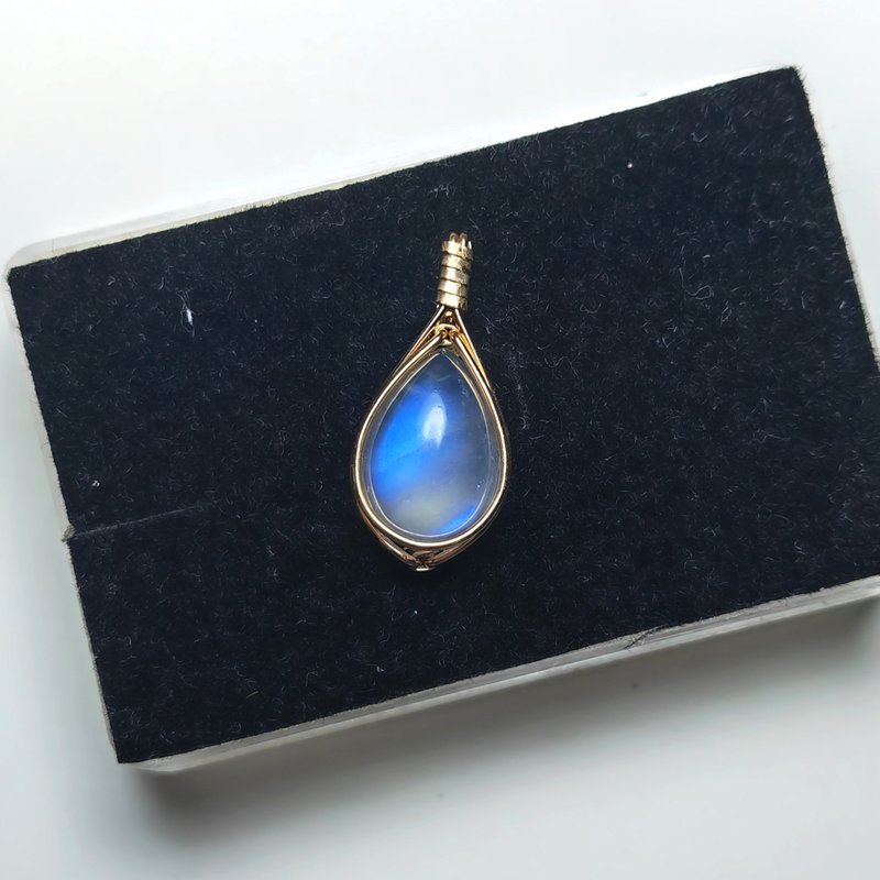 大顆藍色月光石吊墜 14KGF雙面光月光石項鏈 - 项链 - 半宝石 