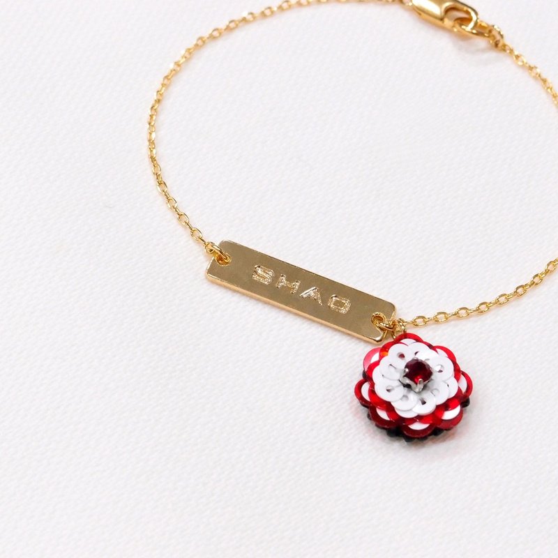 红白 盛开小花坠饰 手工刺绣手链 - 手链/手环 - 其他材质 红色