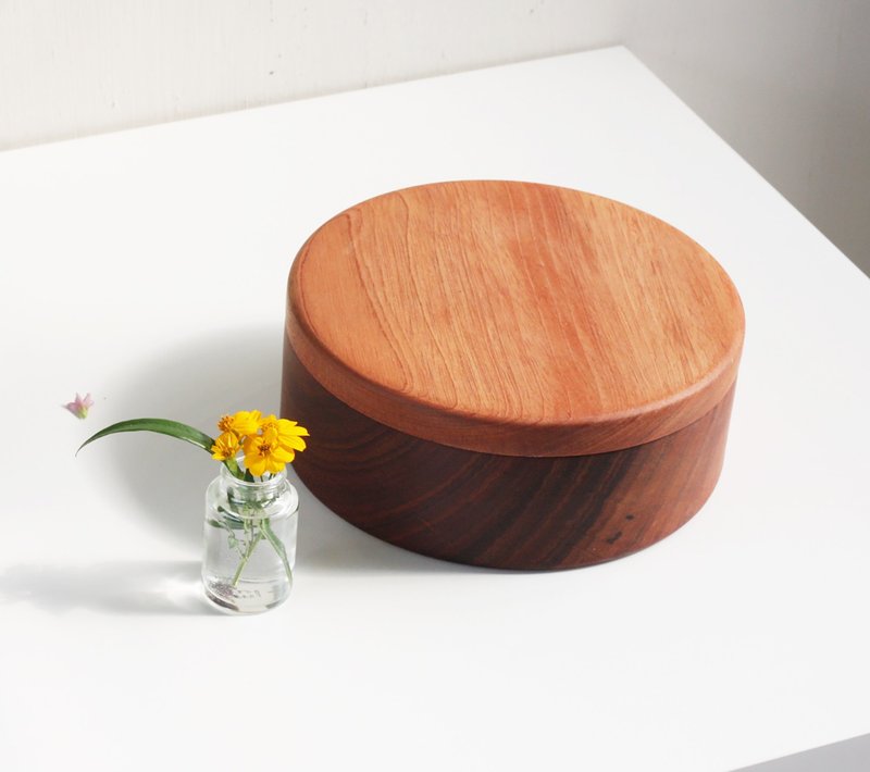 20cm 大圆木盒 收纳盒 置物盒 糖果盒 - 收纳用品 - 木头 咖啡色